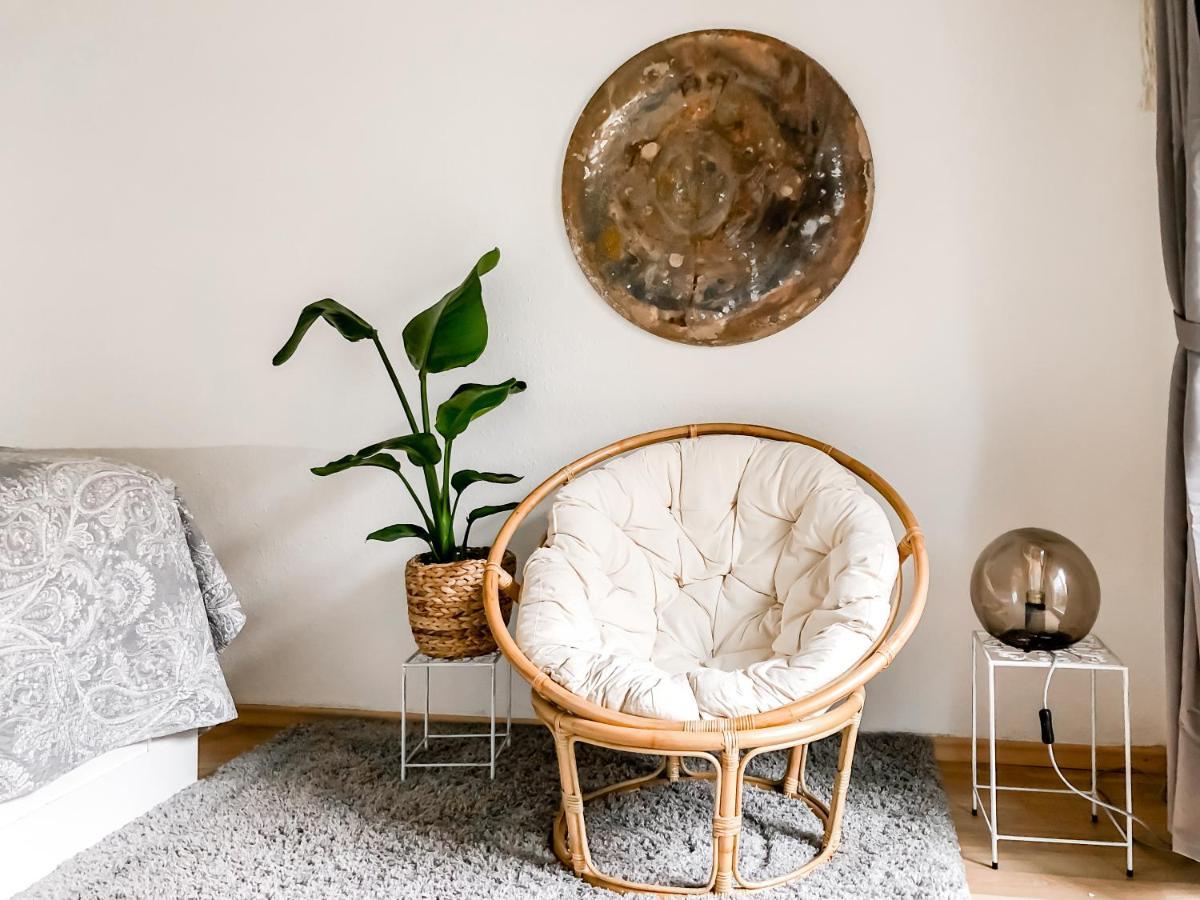 Studio Near Altstadt /W Workspace, Feng-Shui & Art فورتسبورغ المظهر الخارجي الصورة