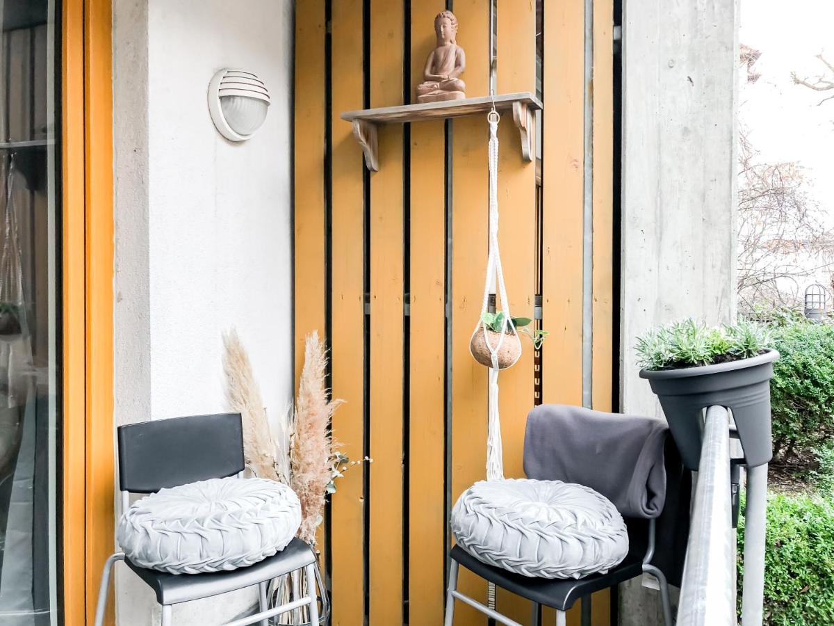 Studio Near Altstadt /W Workspace, Feng-Shui & Art فورتسبورغ المظهر الخارجي الصورة