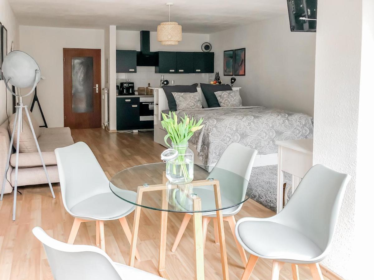 Studio Near Altstadt /W Workspace, Feng-Shui & Art فورتسبورغ المظهر الخارجي الصورة